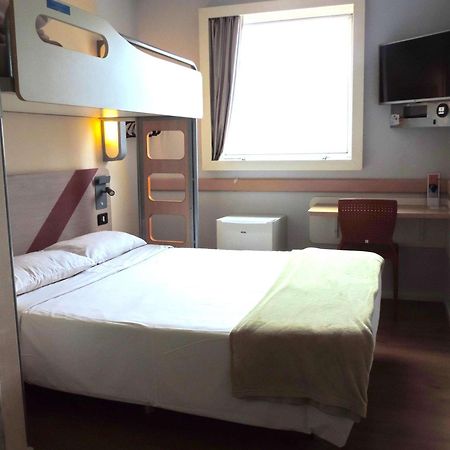 Ibis Budget São Paulo Paulista Exterior foto