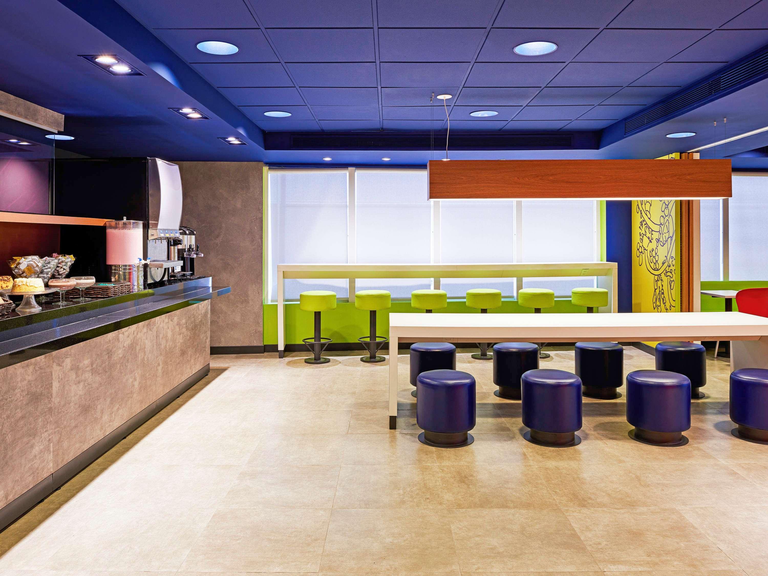 Ibis Budget São Paulo Paulista Exterior foto